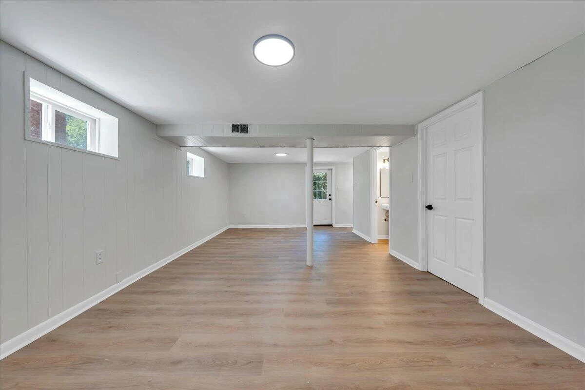 1072 Maywood DR - Photo 22