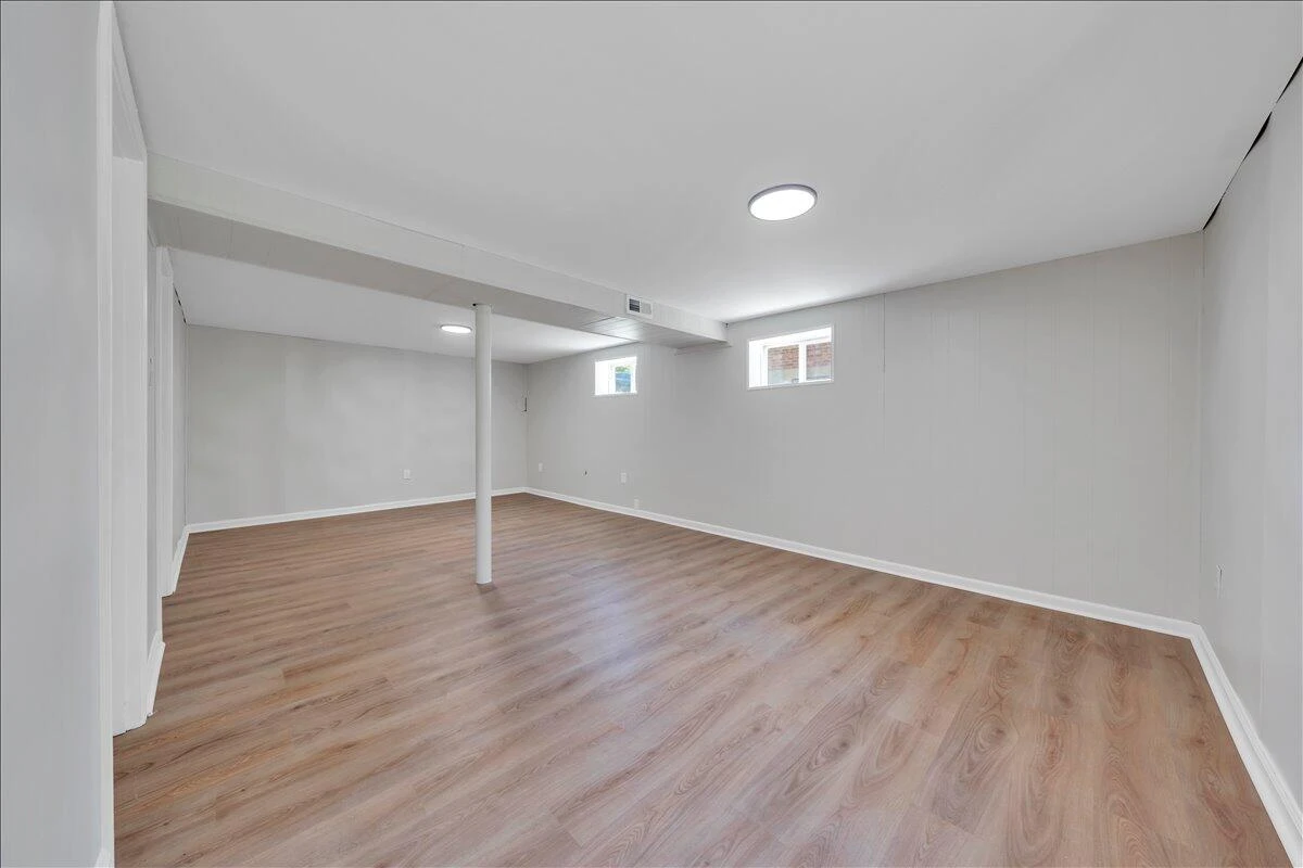 1072 Maywood DR - Photo 24