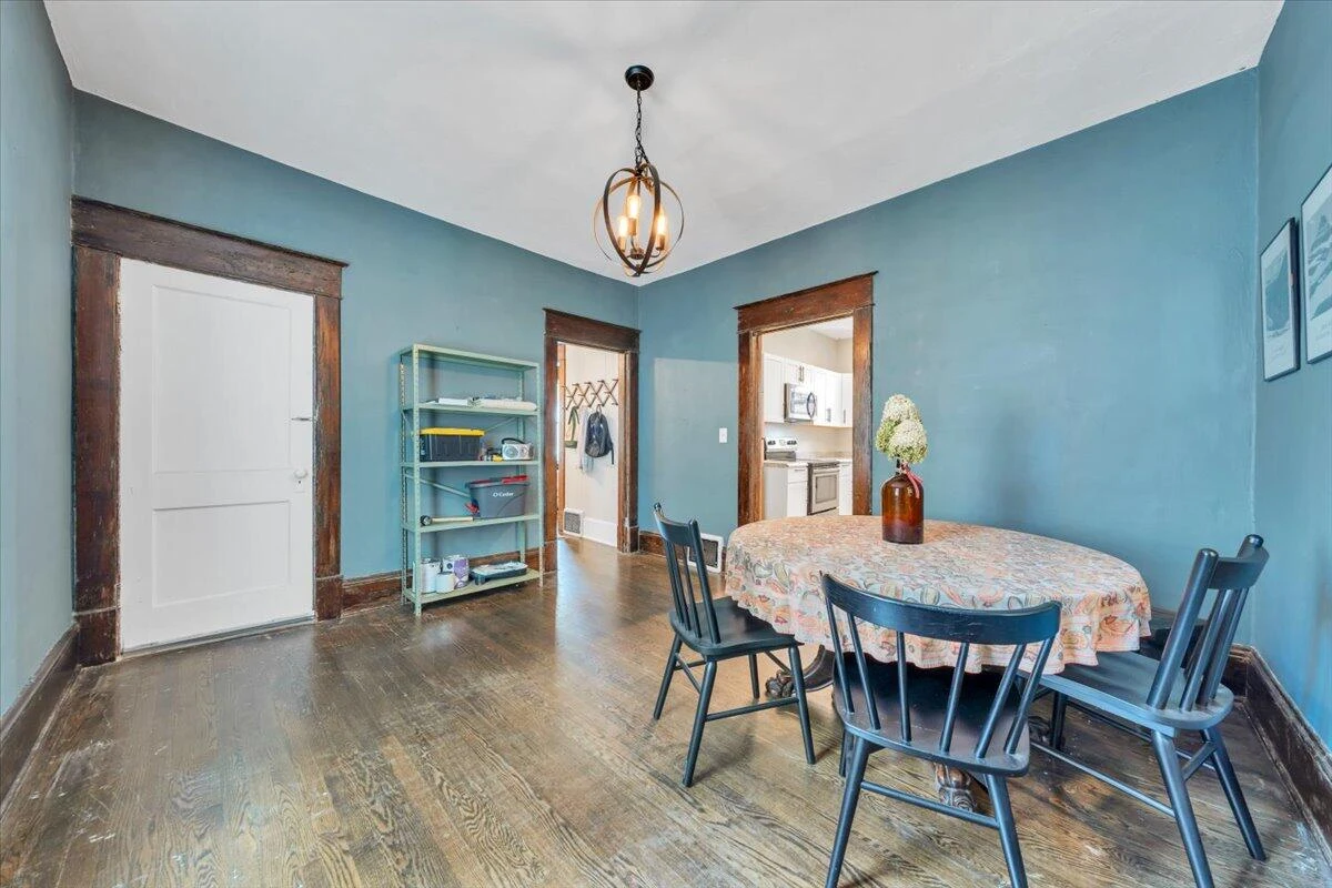 1516 7th ST SE - Photo 14