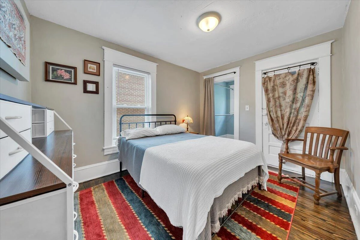 1516 7th ST SE - Photo 22