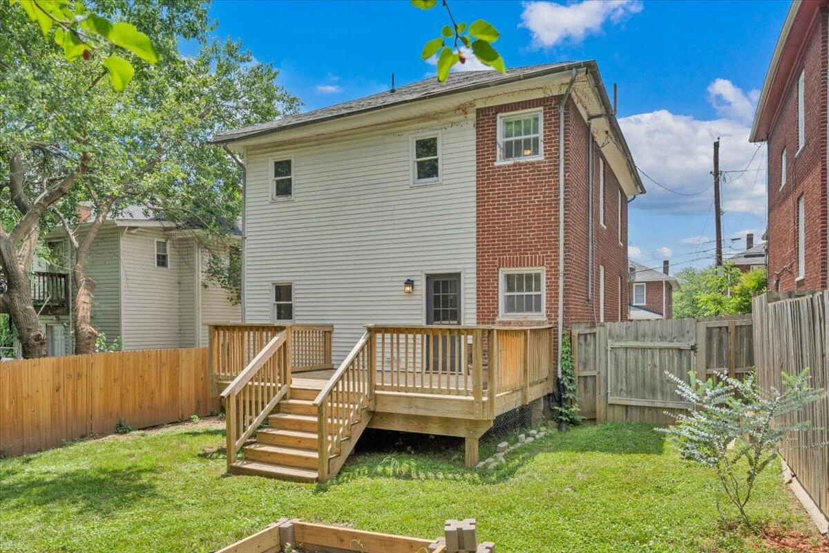 1516 7th ST SE - Photo 29