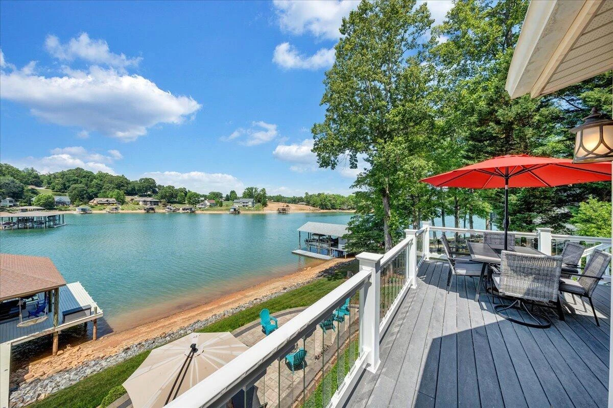 625 Winding Waters DR - Photo 13