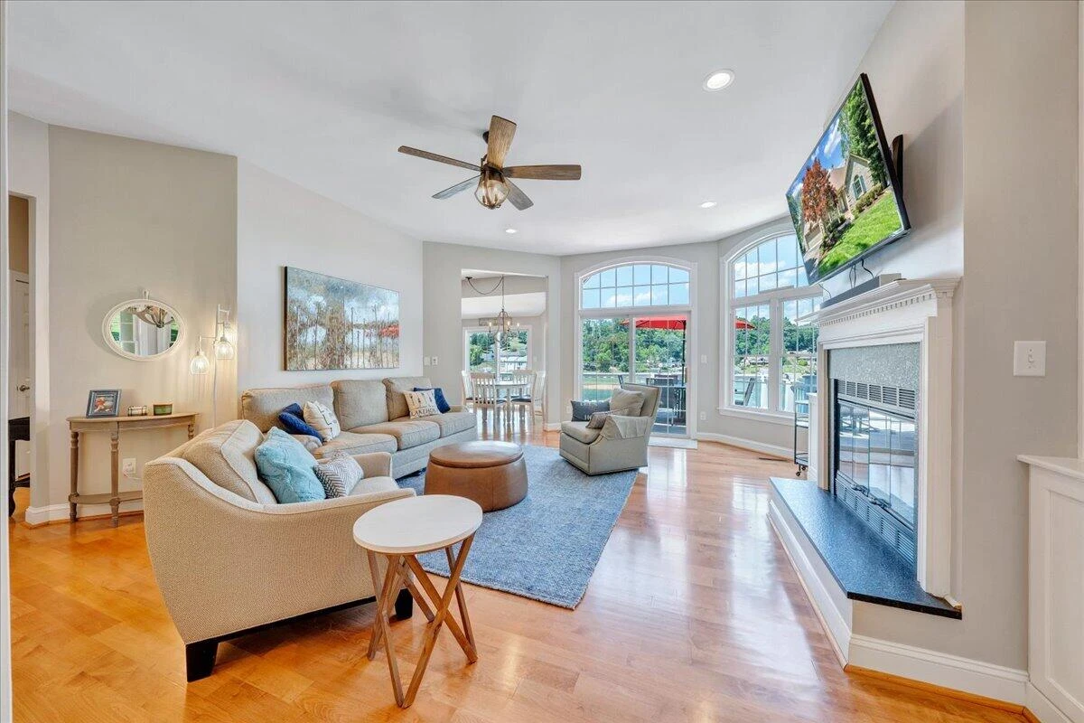 625 Winding Waters DR - Photo 25