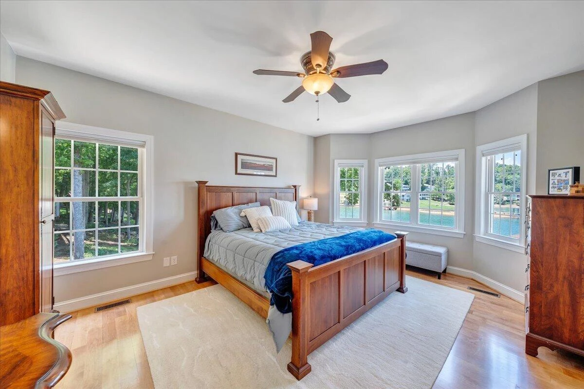 625 Winding Waters DR - Photo 37