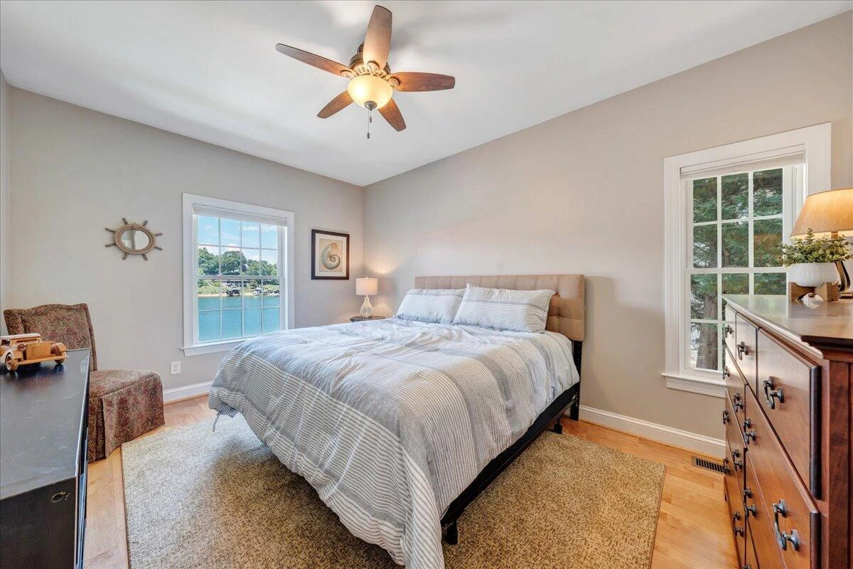 625 Winding Waters DR - Photo 42