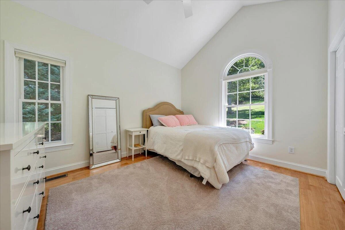 625 Winding Waters DR - Photo 44