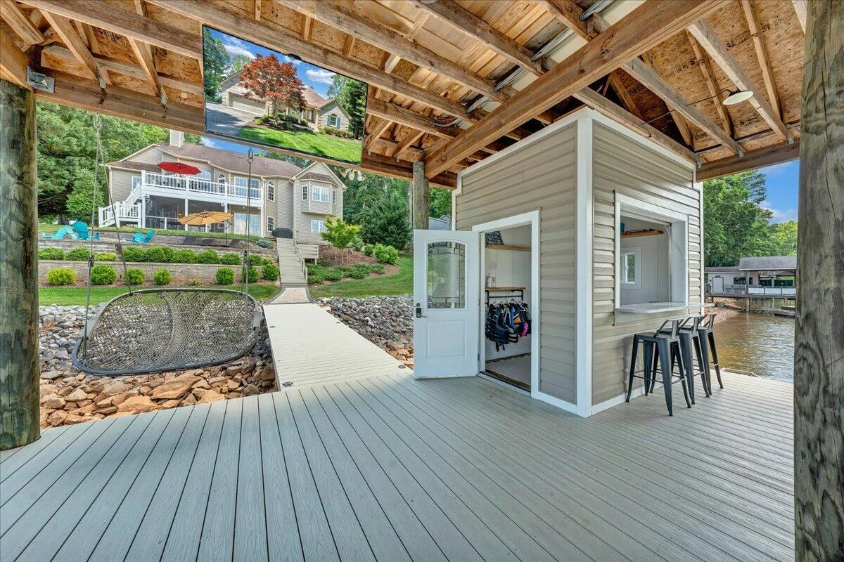 625 Winding Waters DR - Photo 8