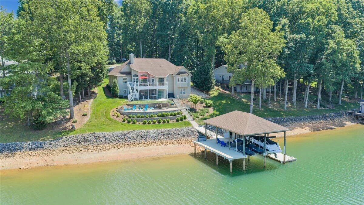625 Winding Waters DR - Photo 77