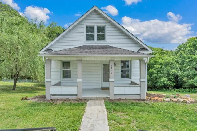 2201 Riverdale RD SE