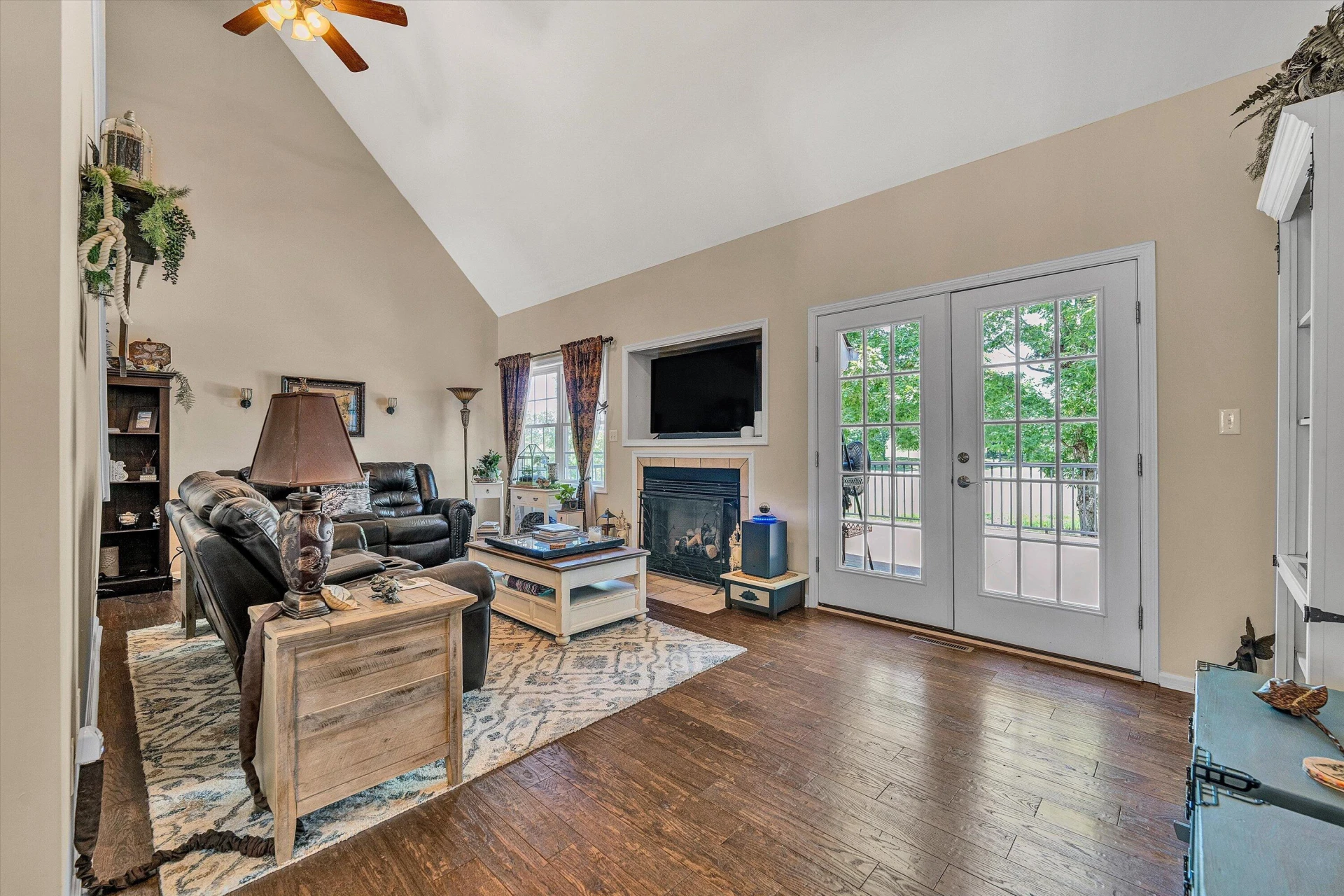 201 Spyglass LN - Photo 12