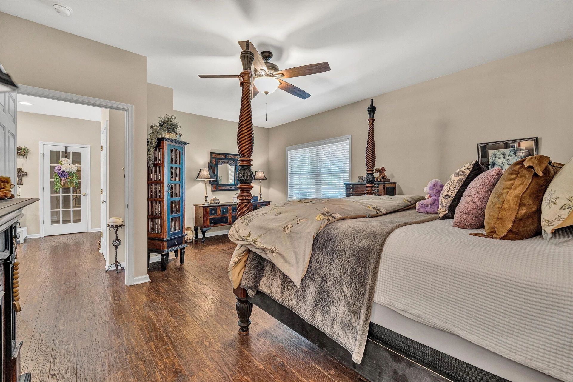 201 Spyglass LN - Photo 21