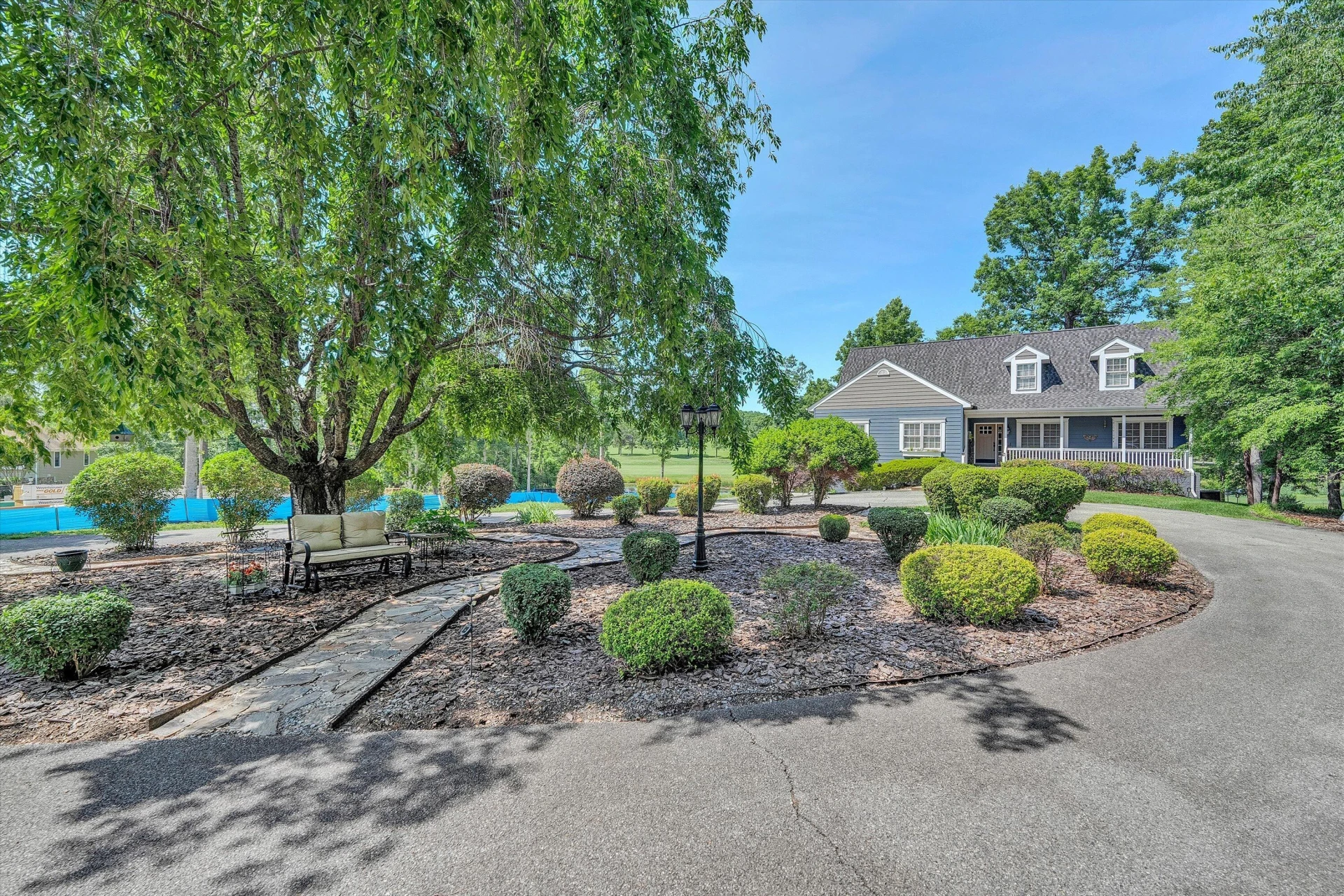 201 Spyglass LN - Photo 4