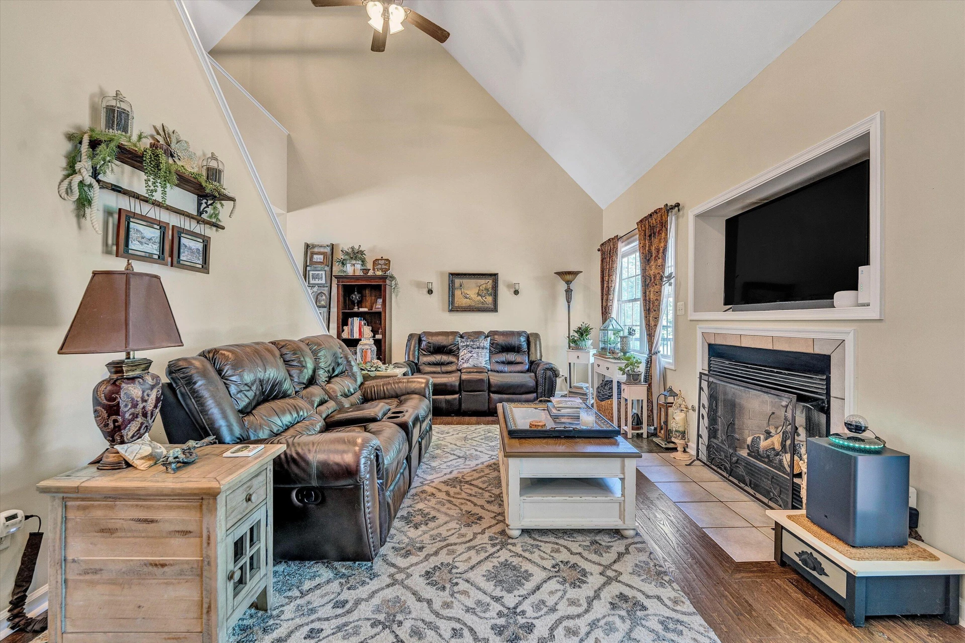 201 Spyglass LN - Photo 9