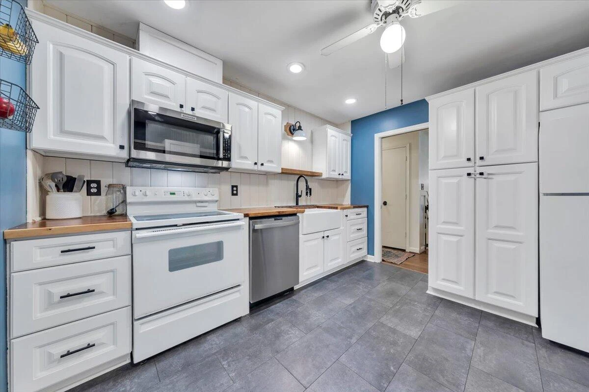 2750 White Pelican LN - Photo 28