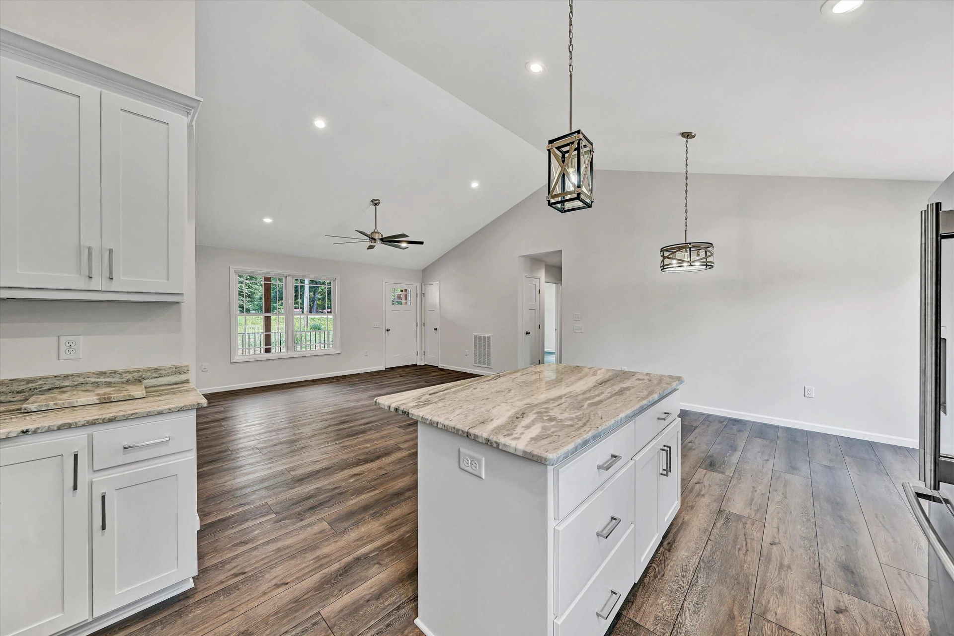 3727 Golden View RD - Photo 15