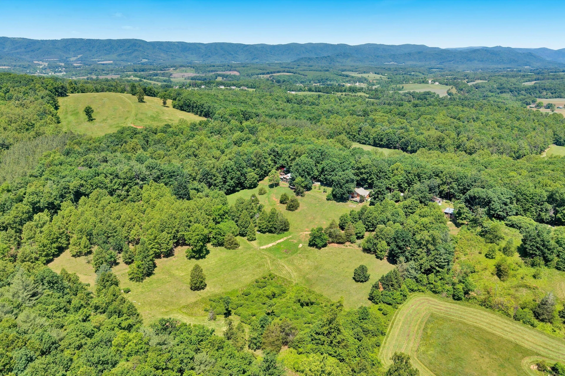 517 Elmer LN - Photo 4