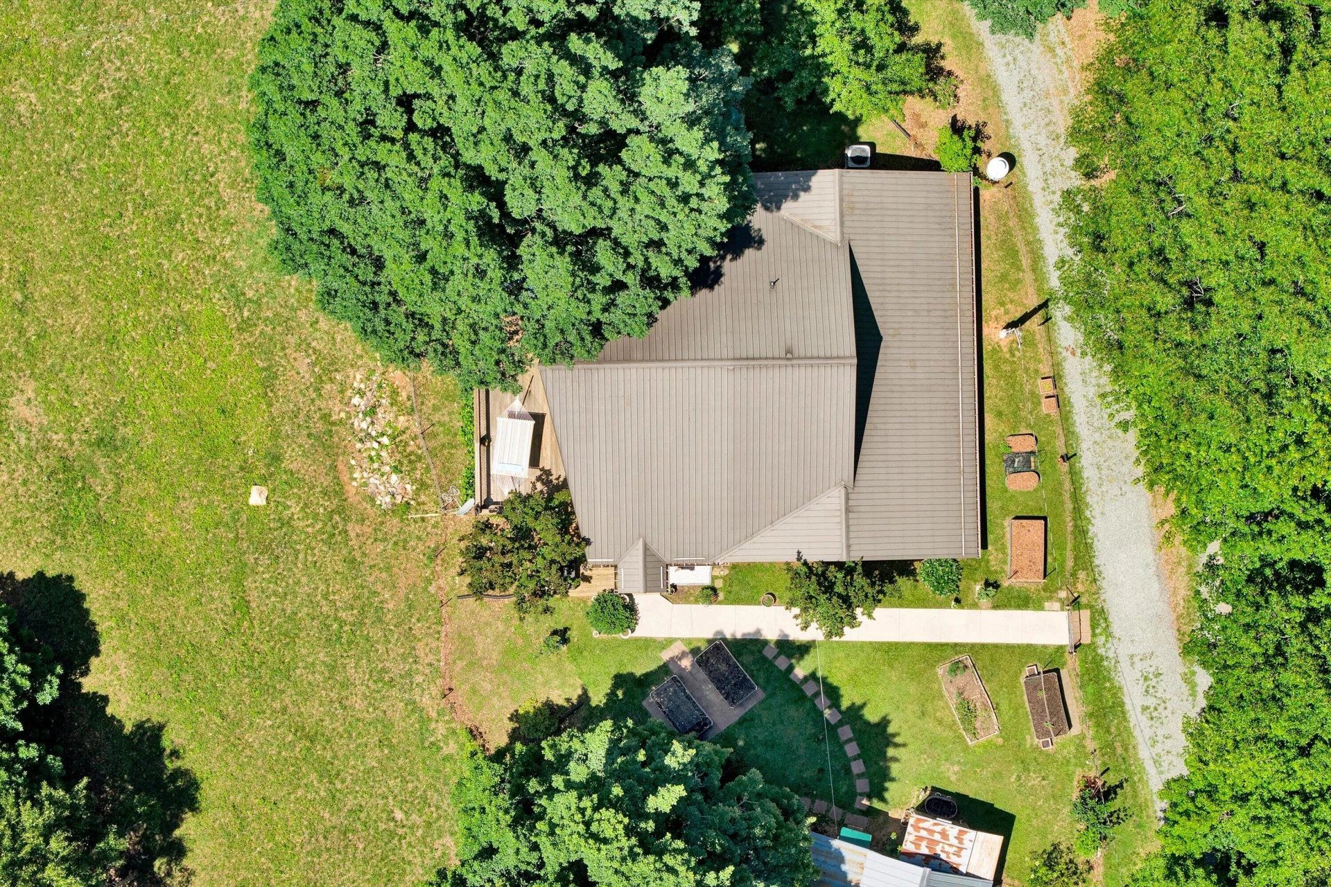 517 Elmer LN - Photo 45