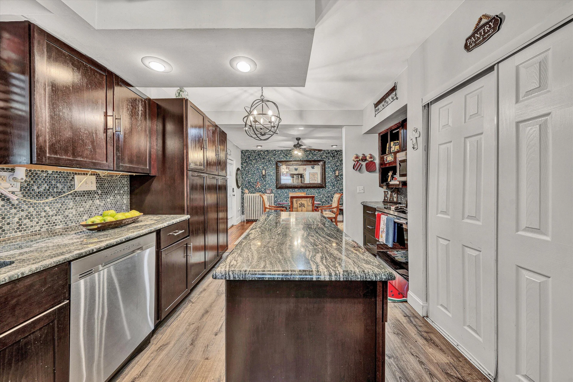 2015 Denniston AVE SW - Photo 14