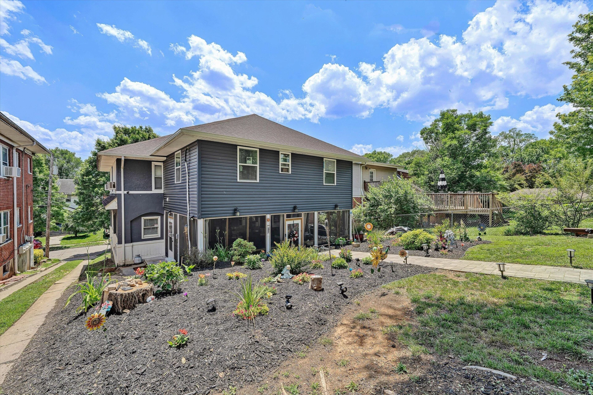 2015 Denniston AVE SW - Photo 34