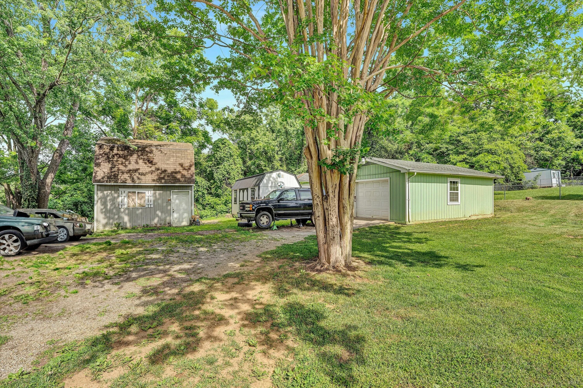 8402 Brubaker DR - Photo 26