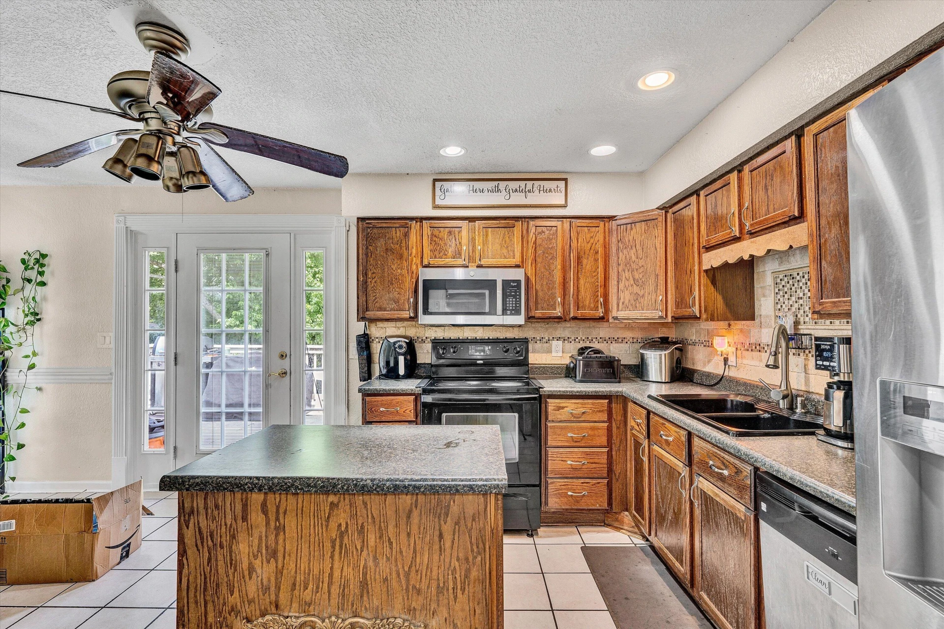 8402 Brubaker DR - Photo 6