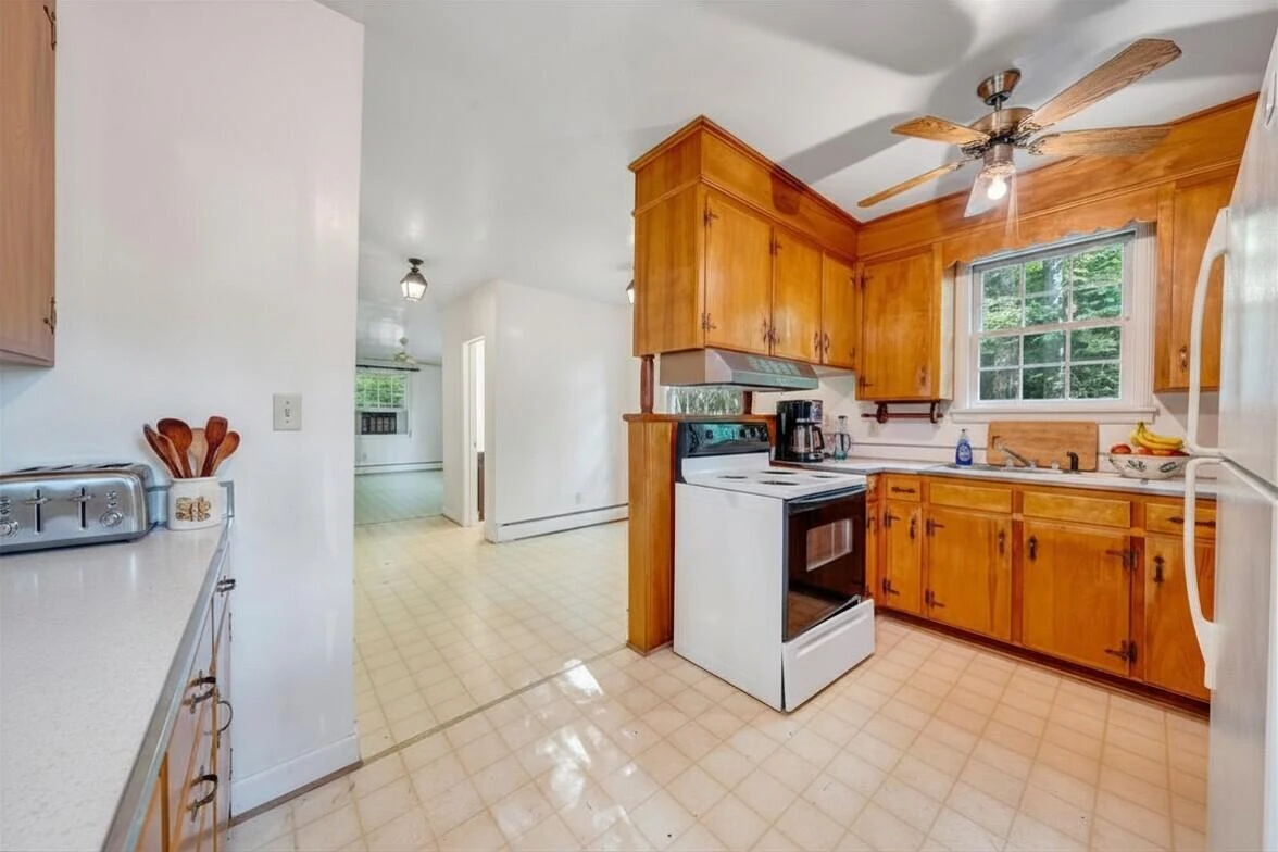 1009 Hardy RD - Photo 10