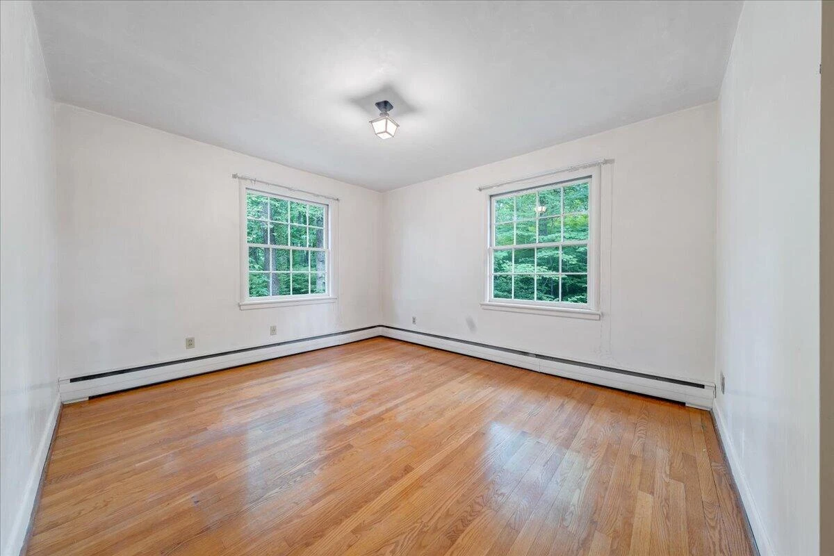 1009 Hardy RD - Photo 17