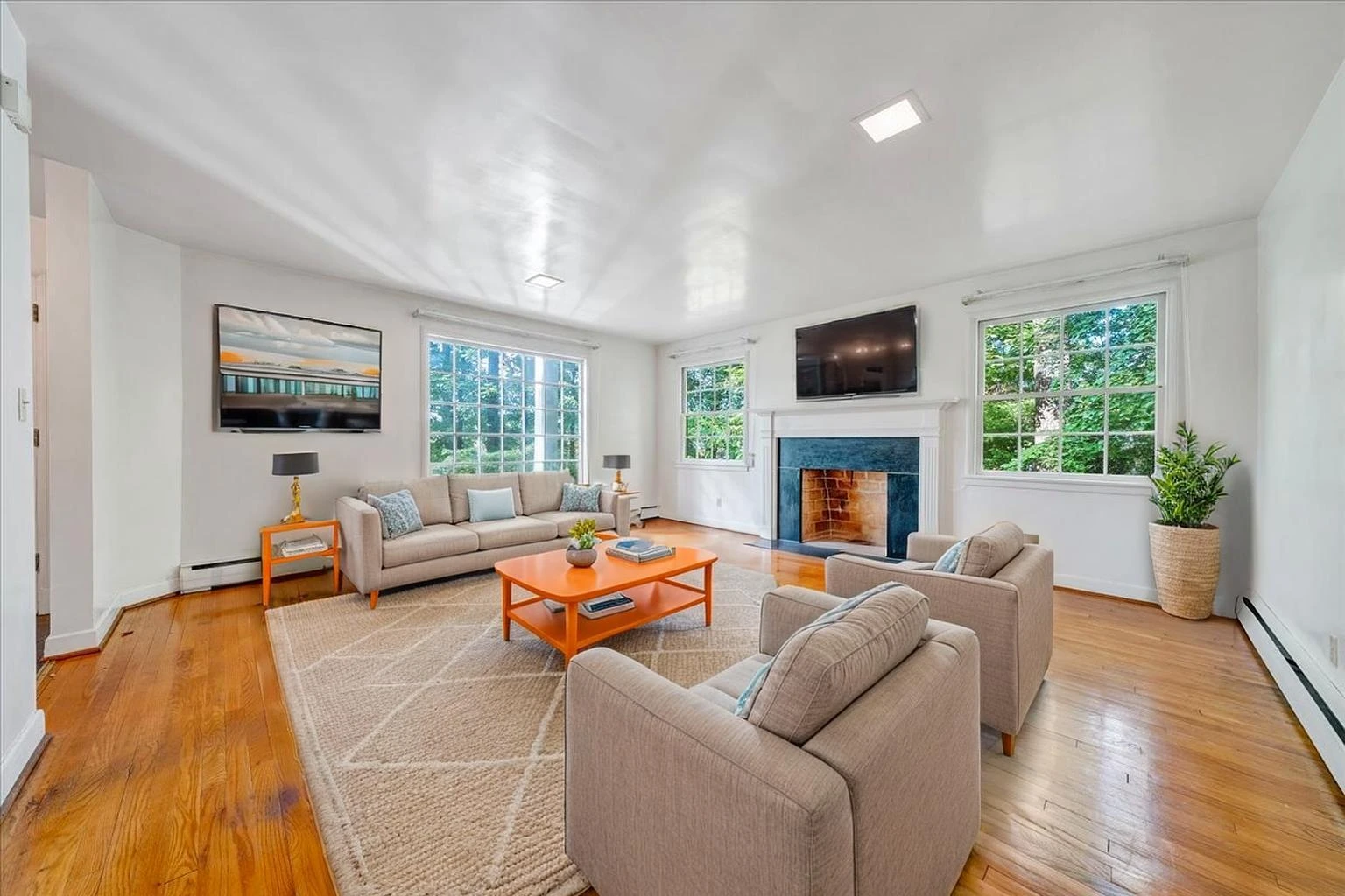 1009 Hardy RD - Photo 3