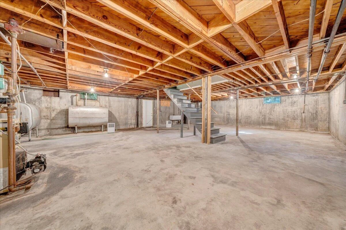1009 Hardy RD - Photo 30