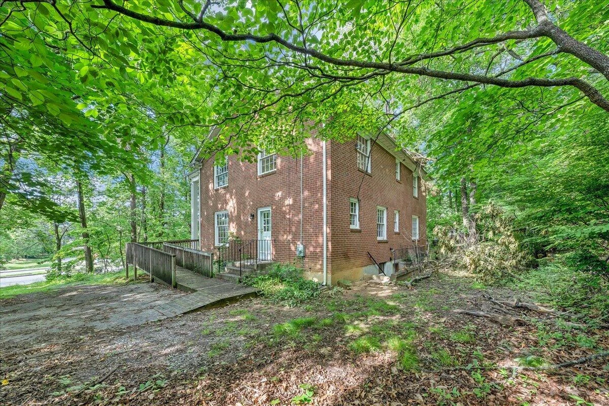 1009 Hardy RD - Photo 34