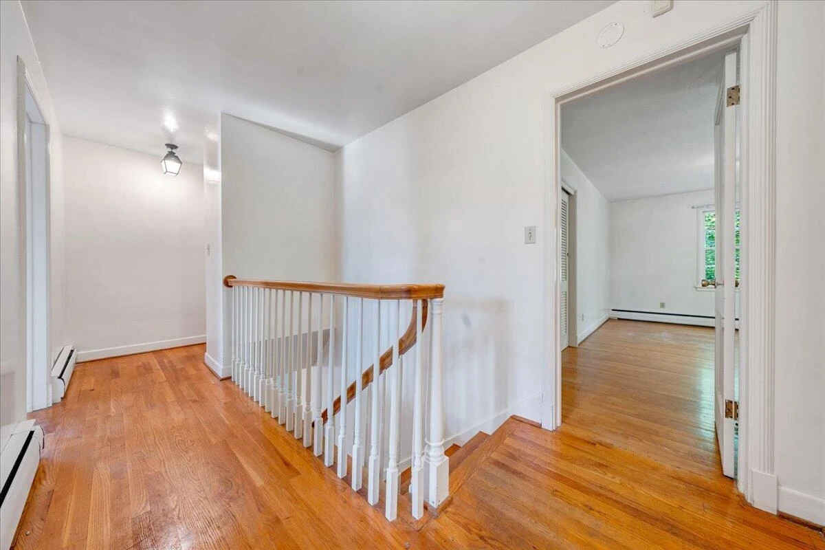1009 Hardy RD - Photo 32
