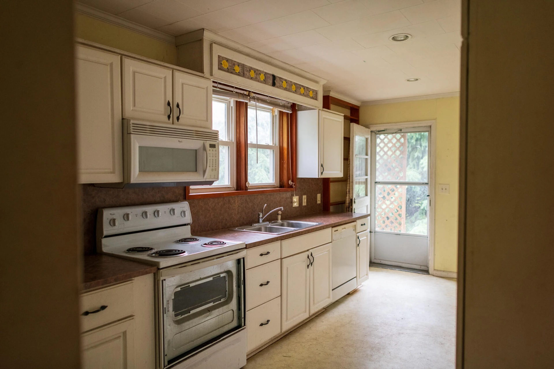 5405 Roanoke RD - Photo 15