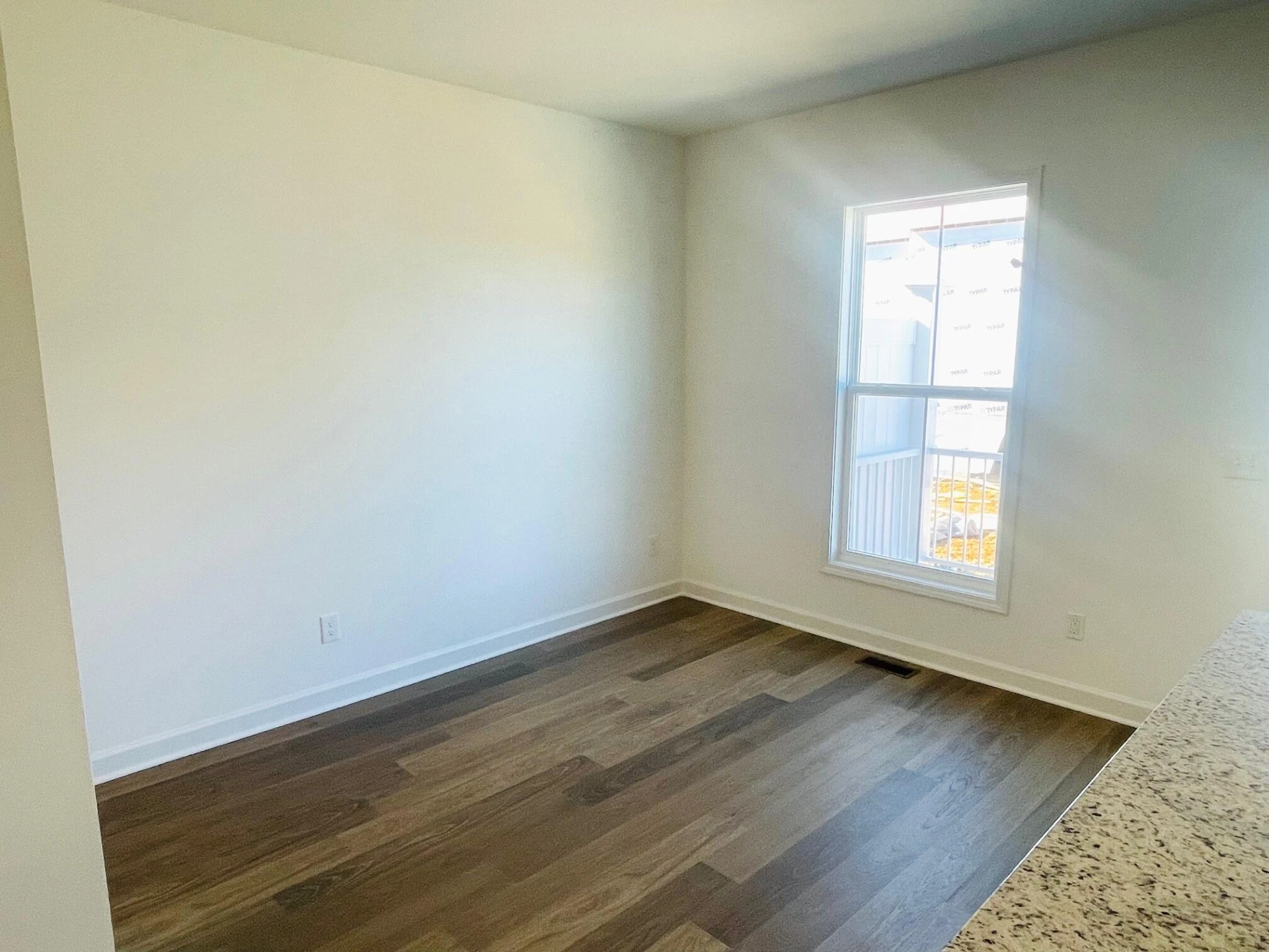 209 Broad ST - Photo 12