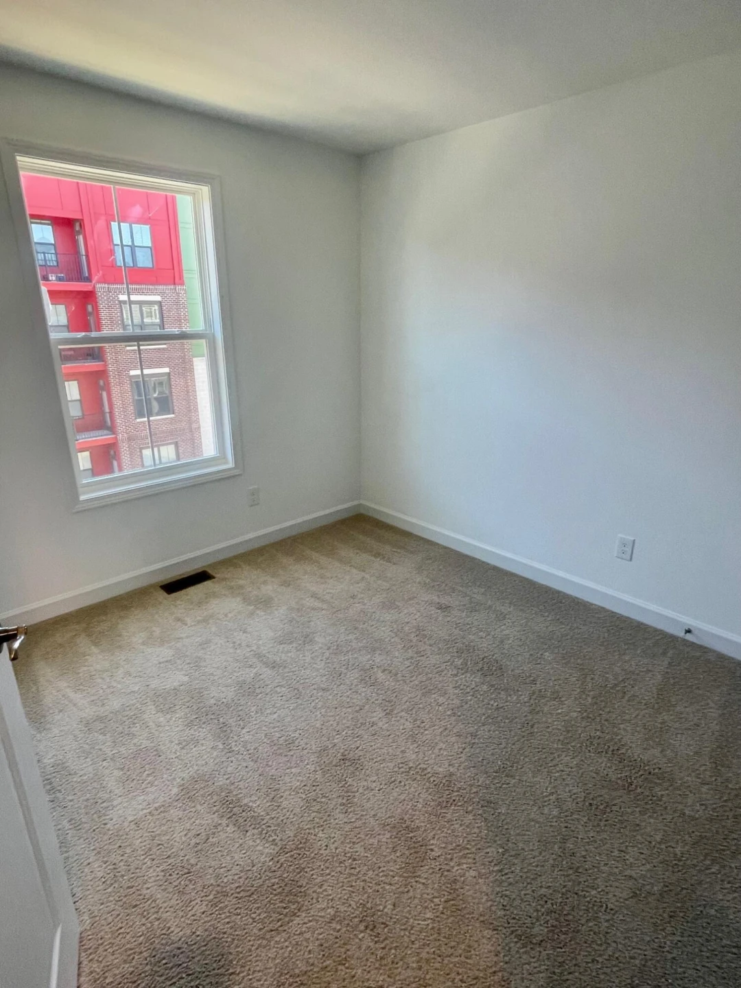 209 Broad ST - Photo 21
