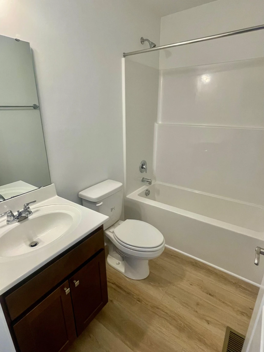 209 Broad ST - Photo 23