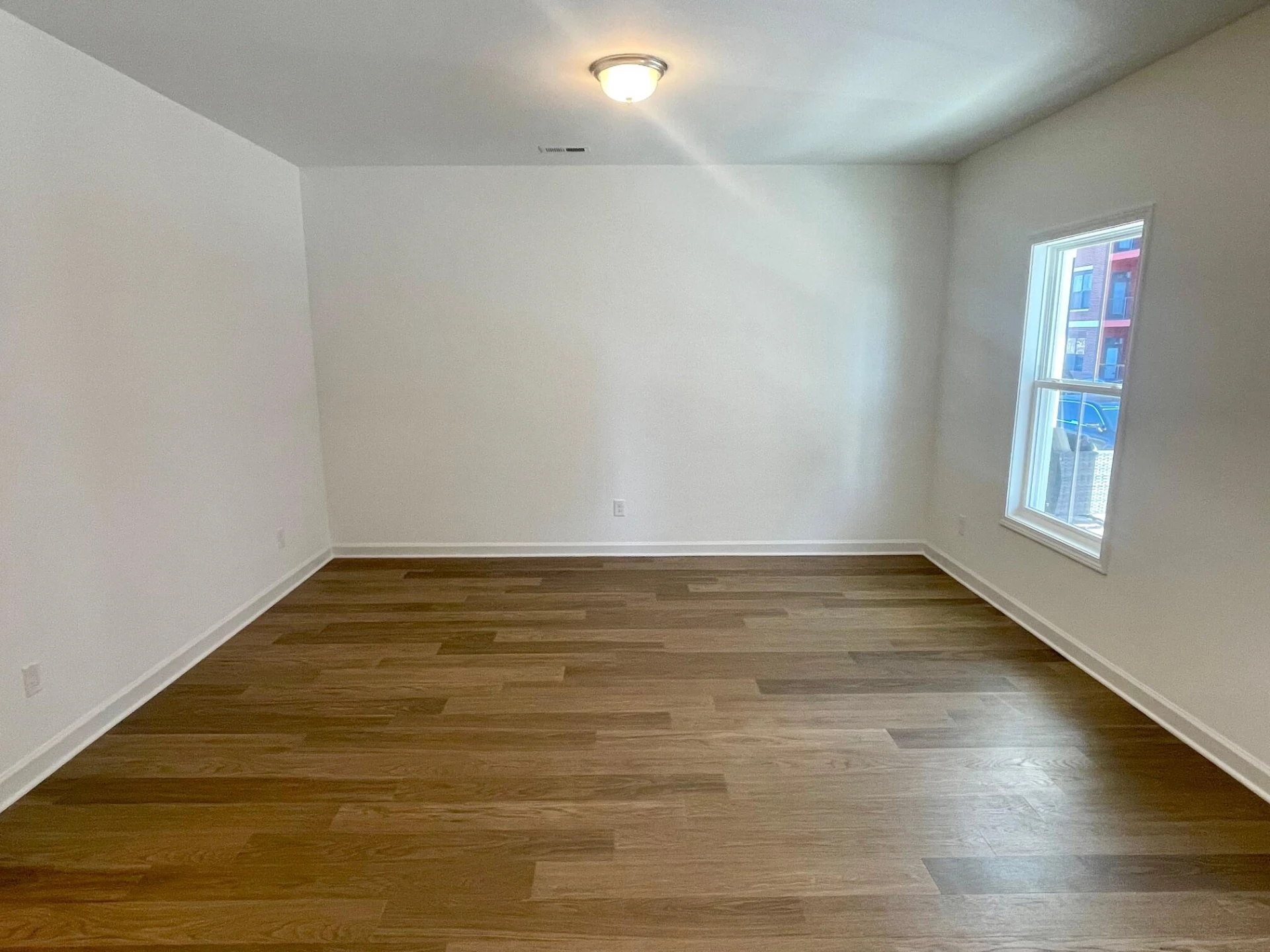 209 Broad ST - Photo 3
