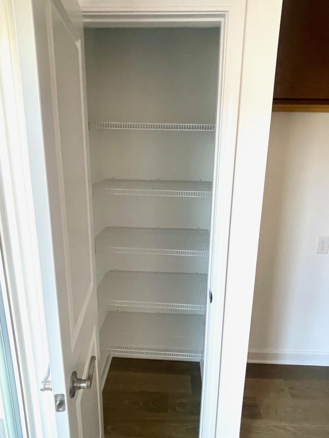 209 Broad ST - Photo 9