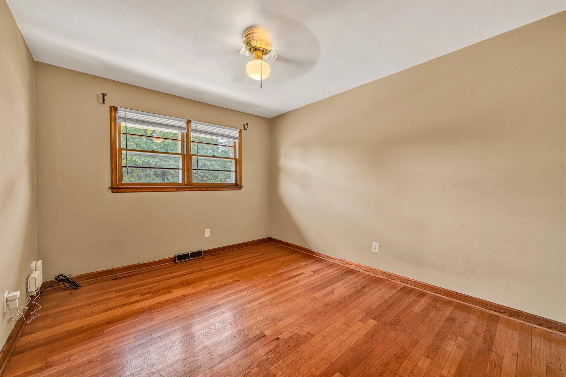 1129 Stoutamire DR - Photo 11
