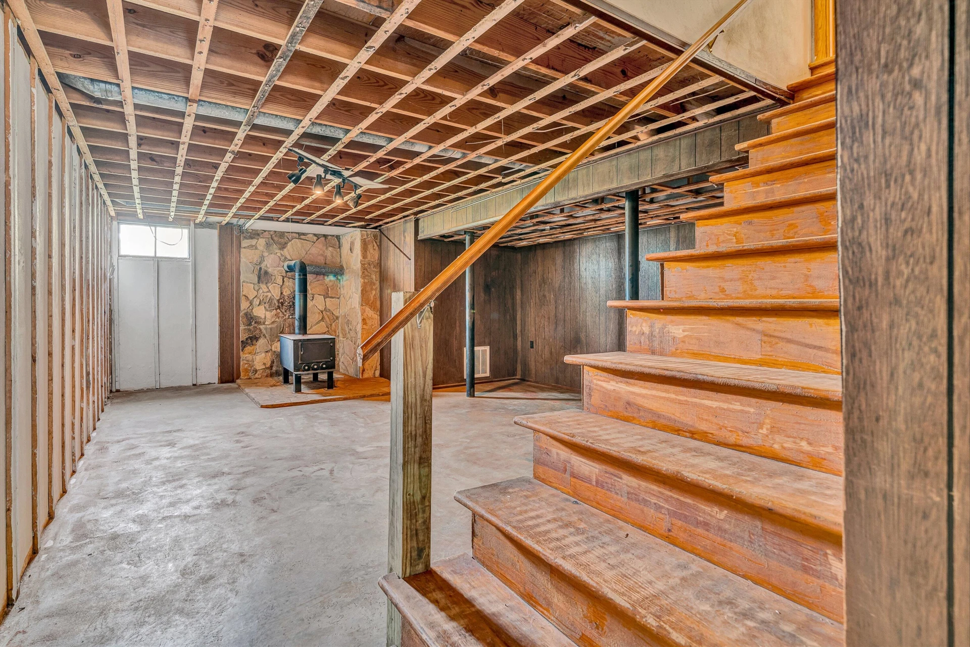 1129 Stoutamire DR - Photo 15