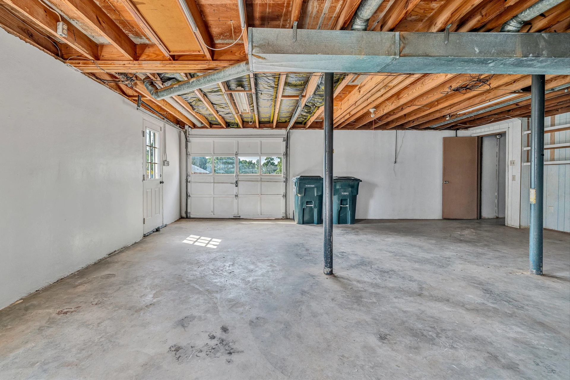 1129 Stoutamire DR - Photo 16