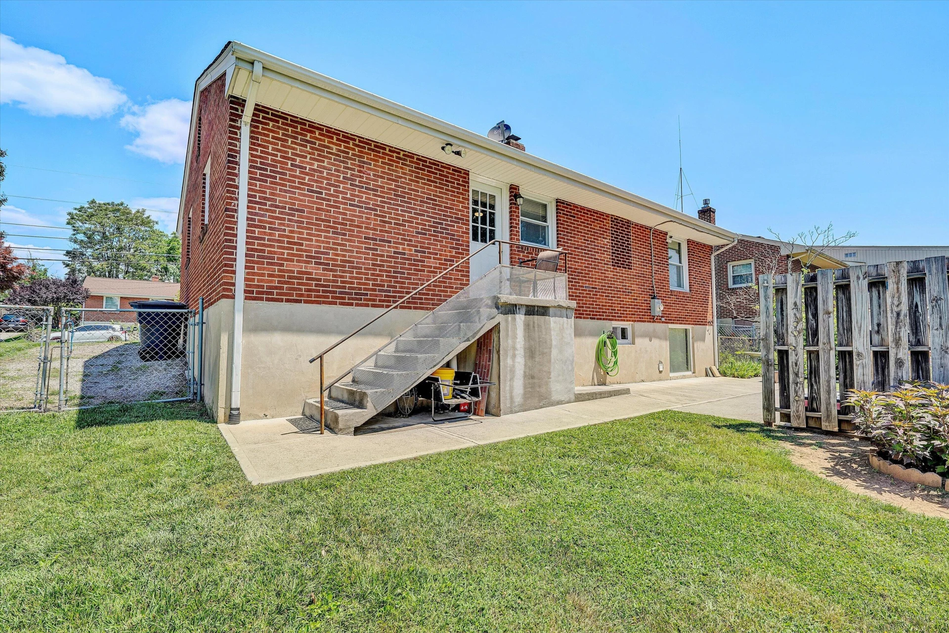 4928 Pomeroy RD NW - Photo 29