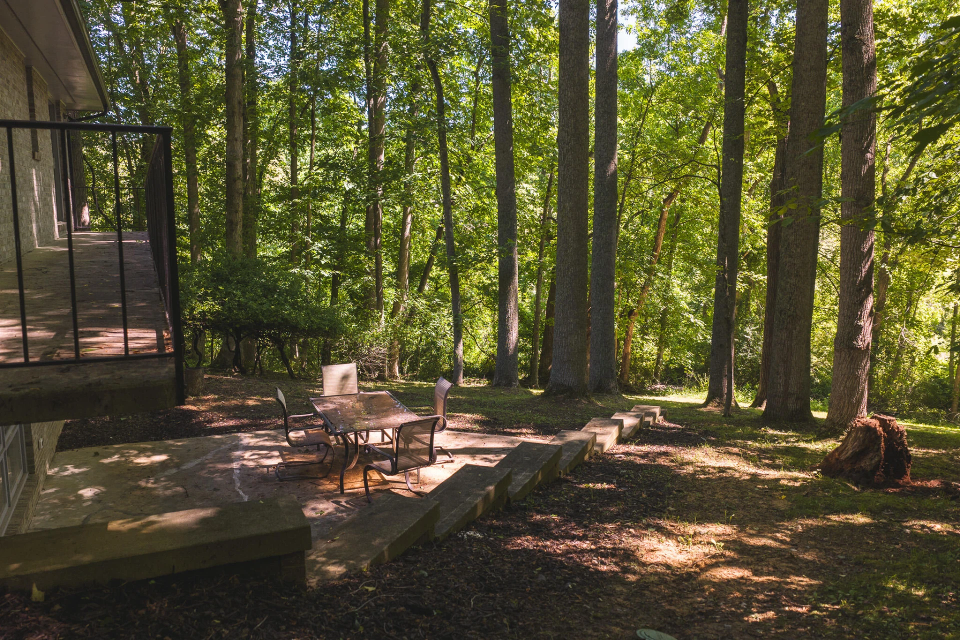 1200 Lakewood DR - Photo 4