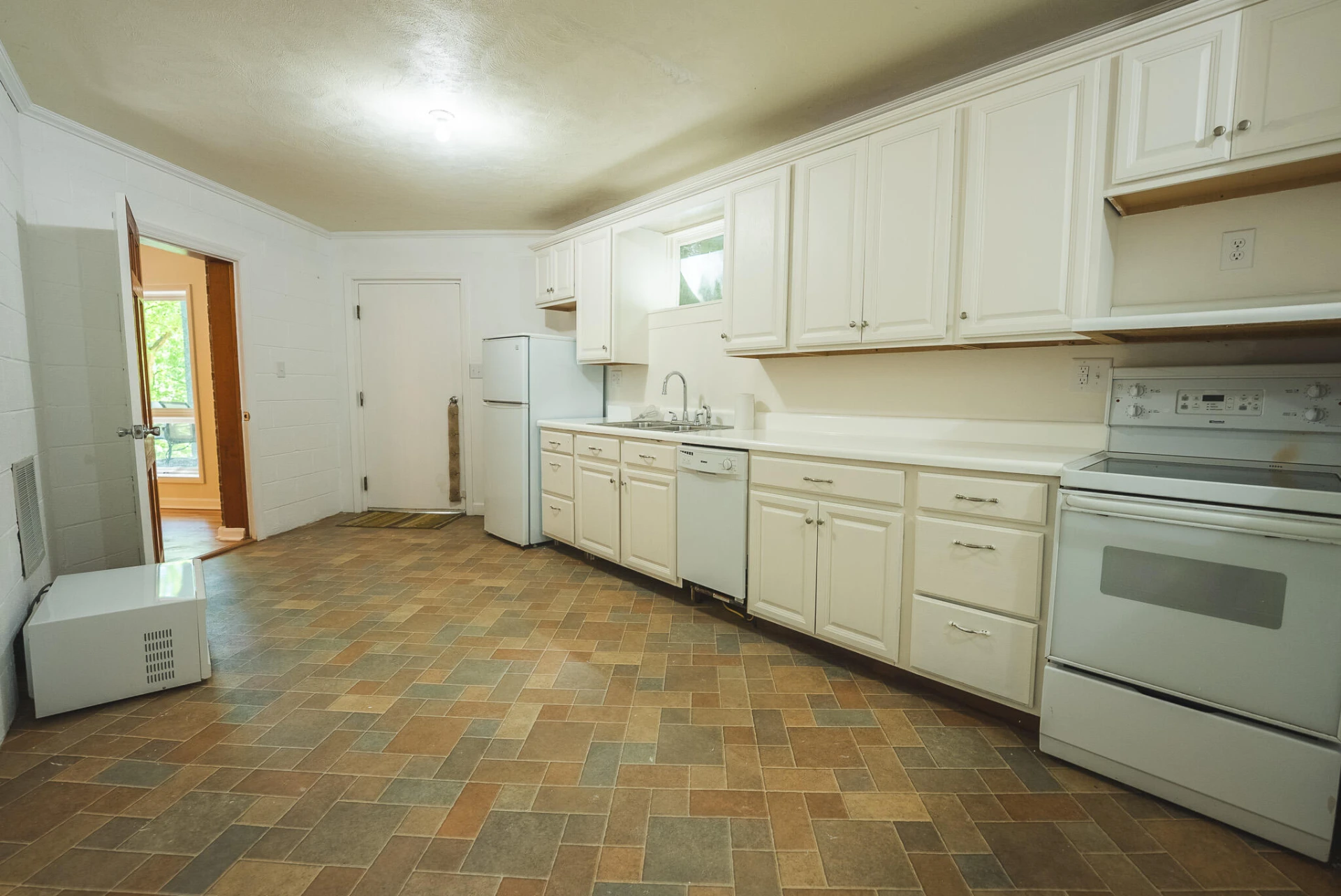 1200 Lakewood DR - Photo 61