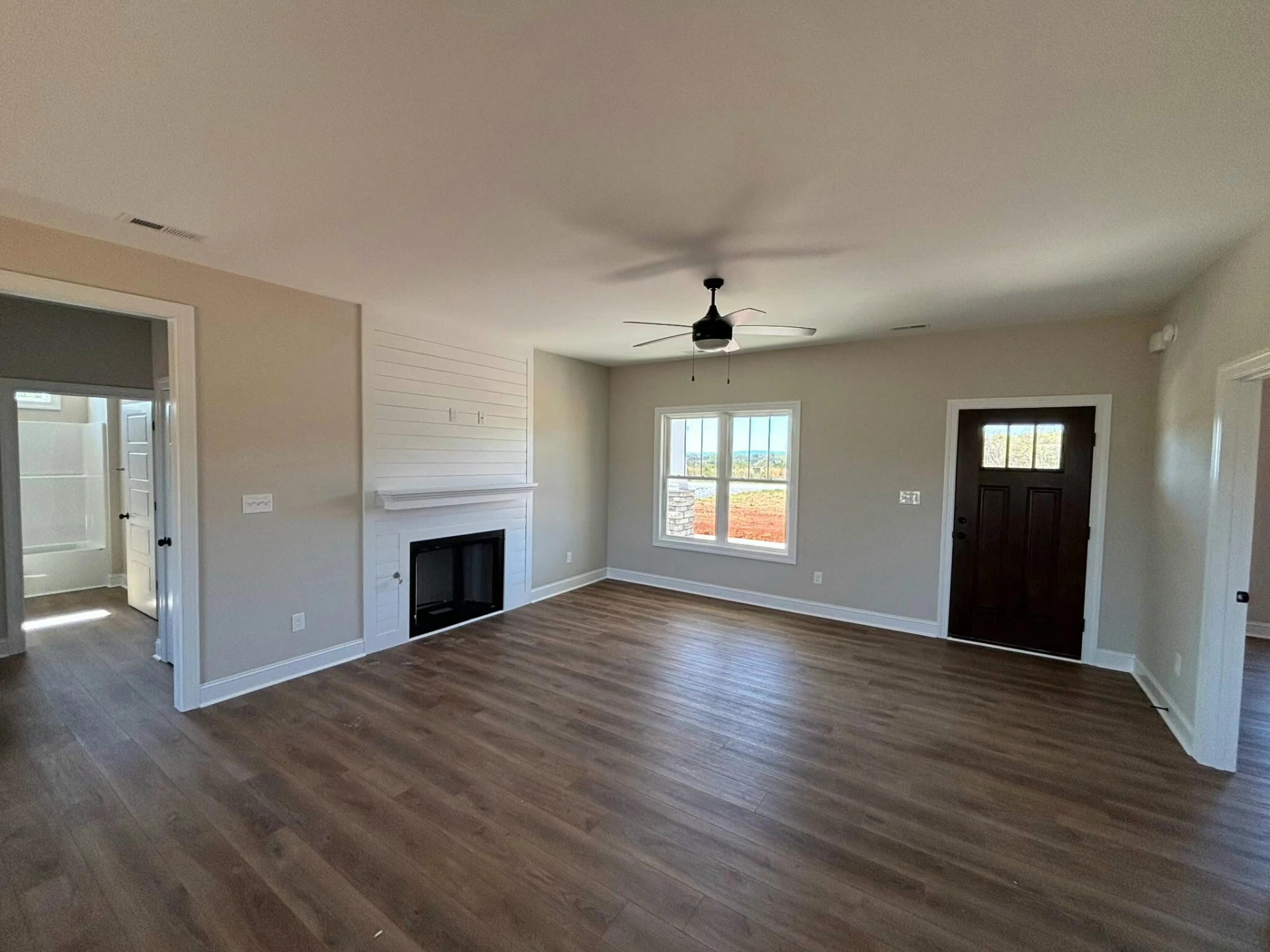 10384 Leesville RD - Photo 3