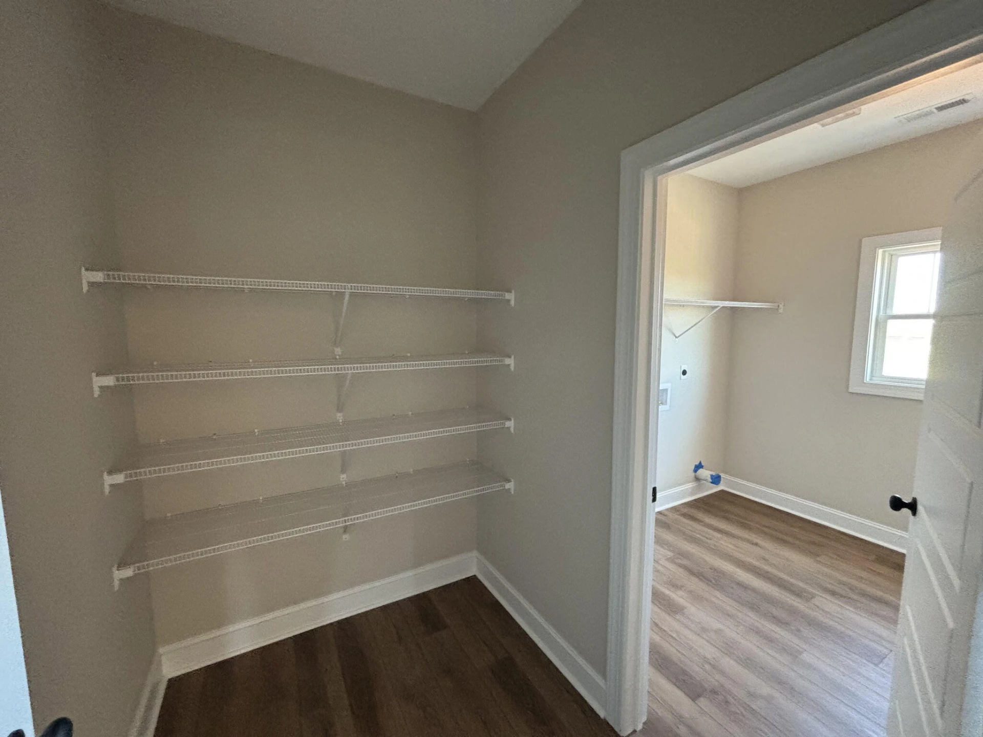 10384 Leesville RD - Photo 5