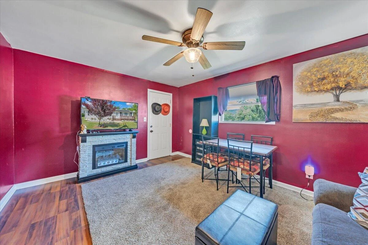 3648 Yellow Mountain RD SE - Photo 12