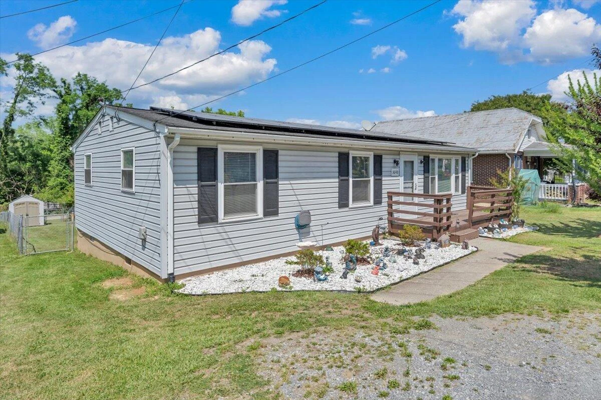 3648 Yellow Mountain RD SE - Photo 2