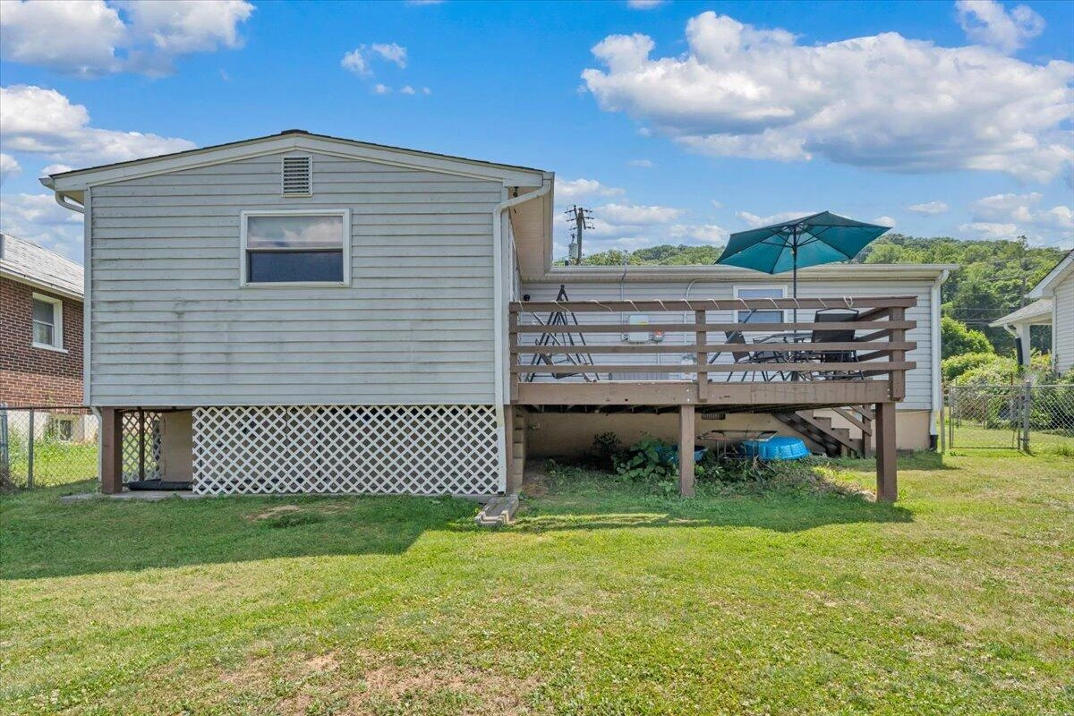 3648 Yellow Mountain RD SE - Photo 26