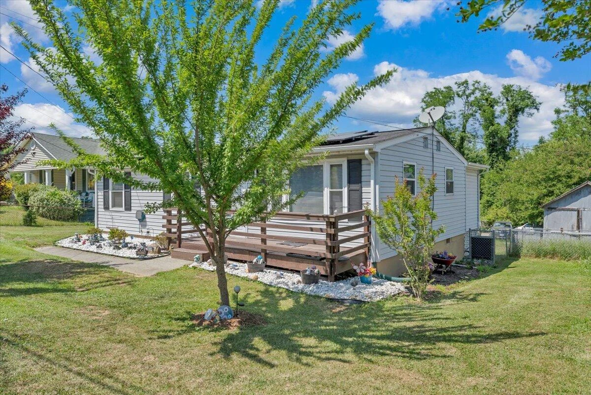 3648 Yellow Mountain RD SE - Photo 29