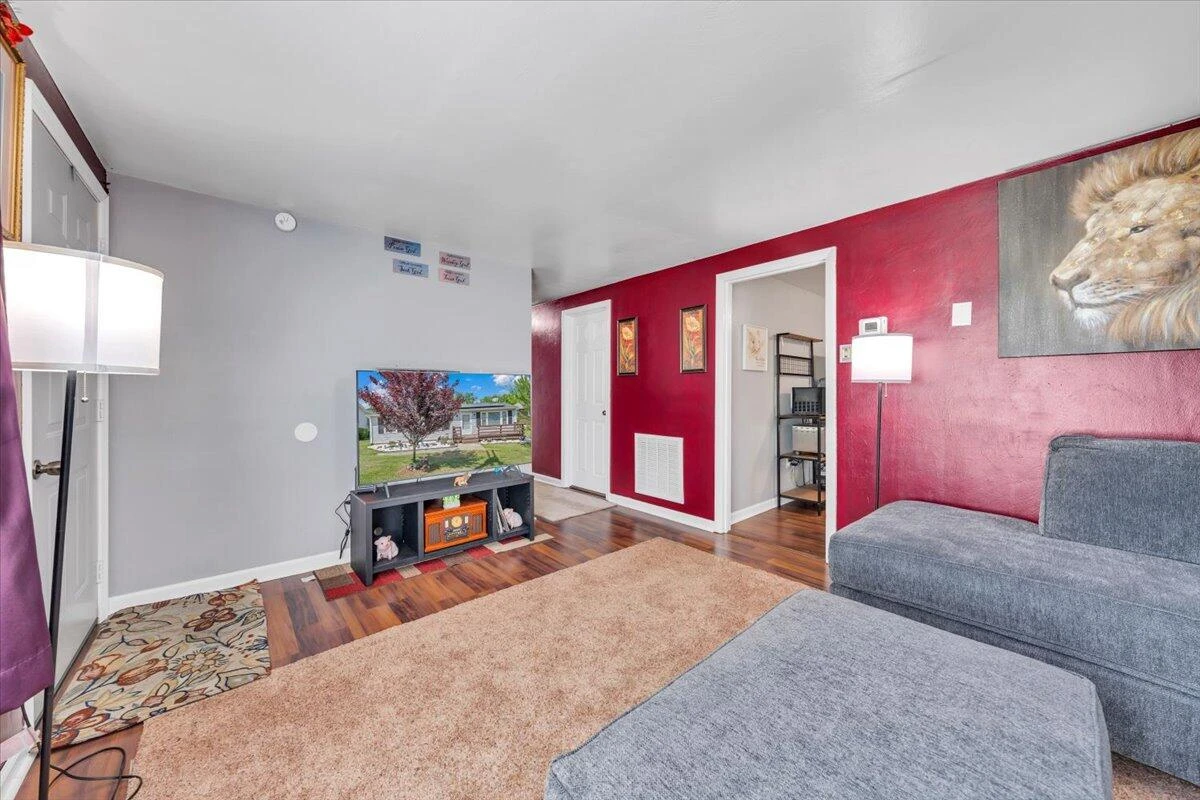 3648 Yellow Mountain RD SE - Photo 6